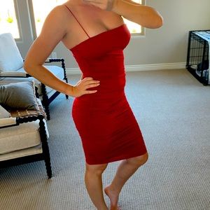 Still online! Windsor red ruched bodycon midi